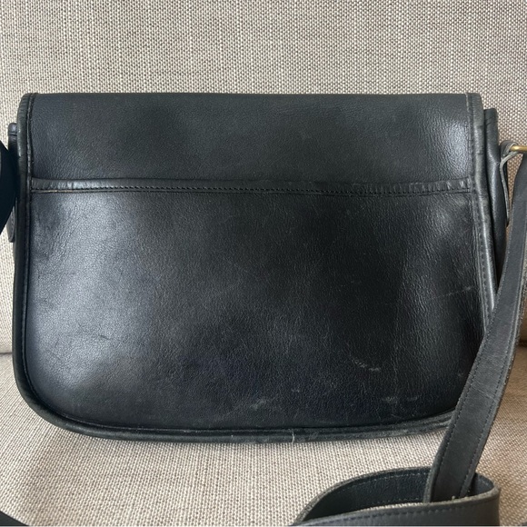 Vintage Coach 9790 City Bag Shoulder Bag Turnlock Crossbody Black Bag - Picture 7 of 16